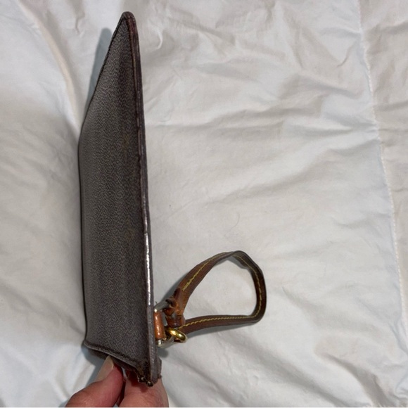 Louis Vuitton neverfull pochette - Picture 15 of 15